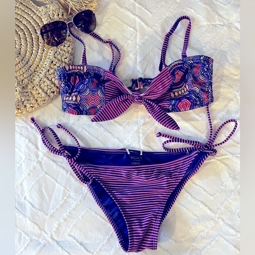 TWO CUTE/SWIM SEASON! 🖤ROXY bikini with interchangeable bikini (TWO bikinis)